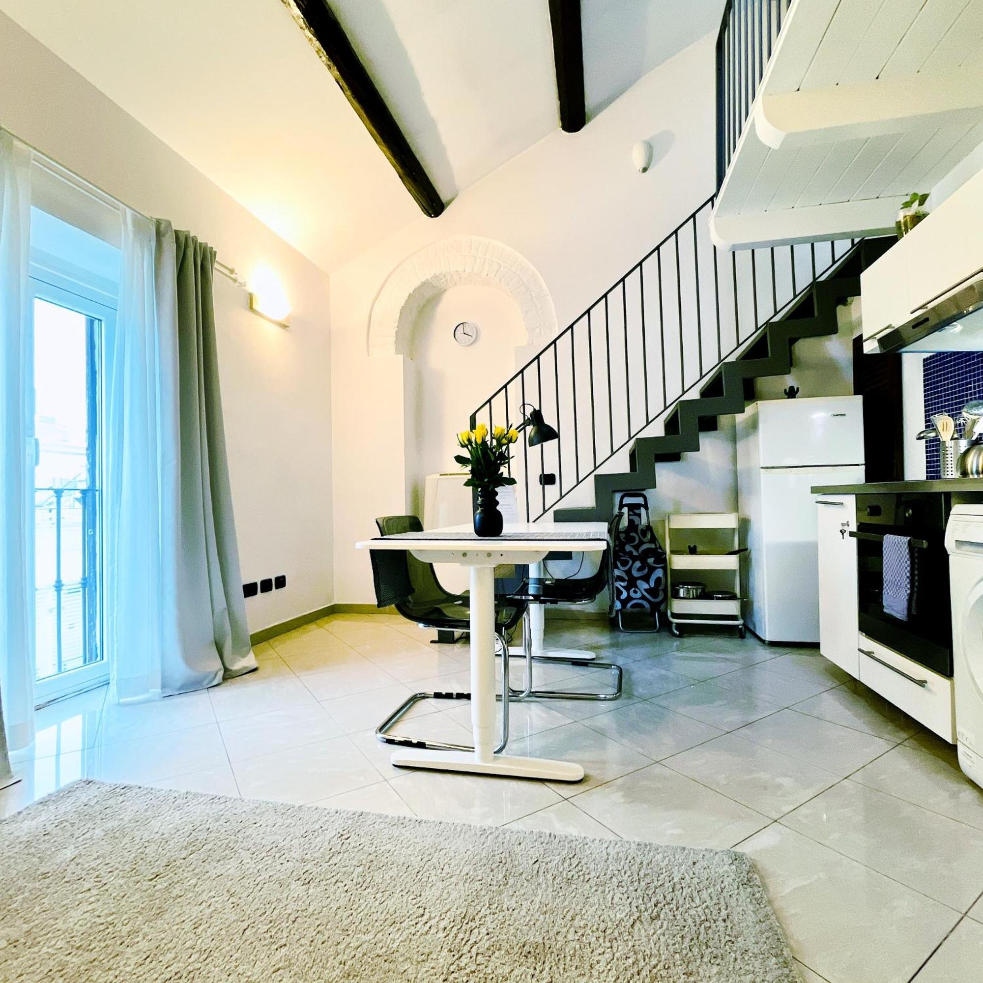 Cozy Loft In A Fashion District Of Apartamento